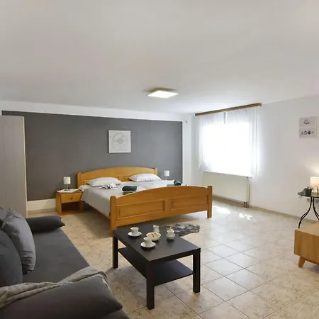 Relaxing With Smart Layout شقة Sveti Ivan (Istria)