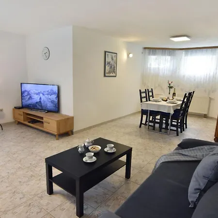 Relaxing With Smart Layout